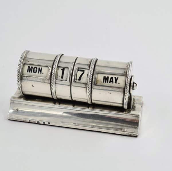 Art Deco Sterling Solid Silver Desk Day Month Date Calendar