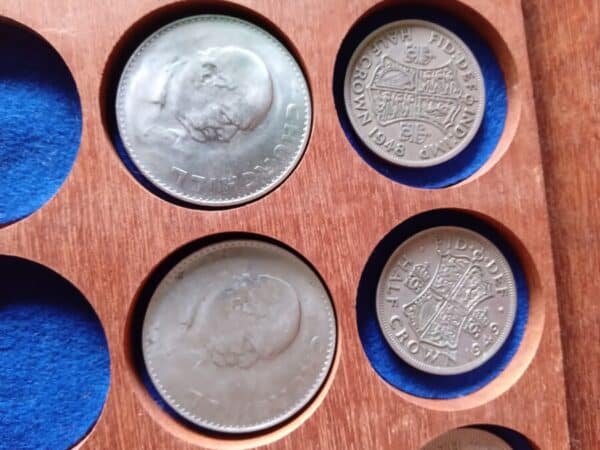 A COLLECTORS COIN BOX WITH SO MANY COINS IN. - Image 5