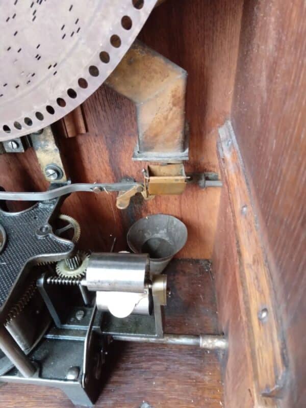 AN 1876 'SYMPHONION' DISC PLAYER. MADE IN LIEPZIG - Image 3