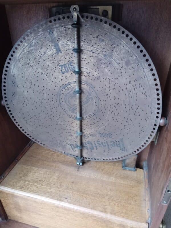 AN 1876 'SYMPHONION' DISC PLAYER. MADE IN LIEPZIG - Image 4