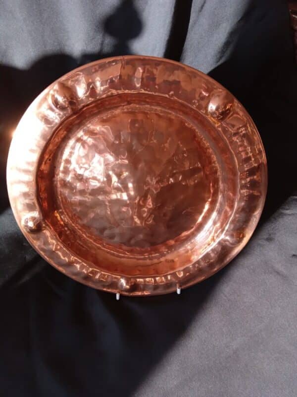 A HAND BEATEN SMALL ART DECO COPPER CHARGER Antique Metals 3