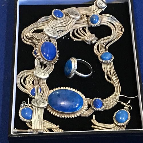Irish Silver, lady’s Celtic set of jewellery Antique Necklaces 3