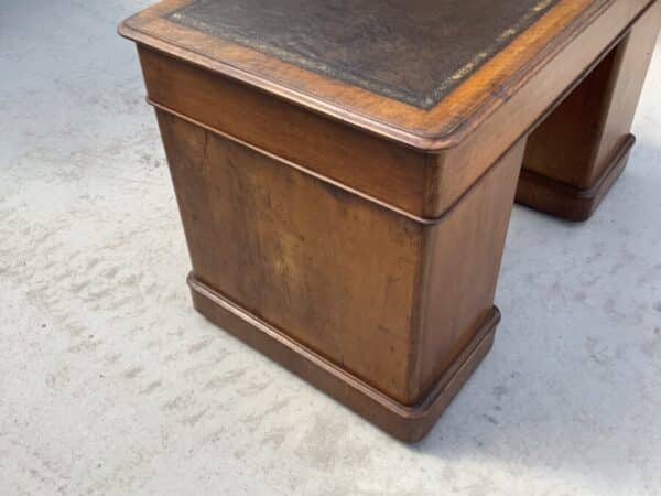 Victorian Golden Oak Pedestal 3 sections Desk Antique Desks 10