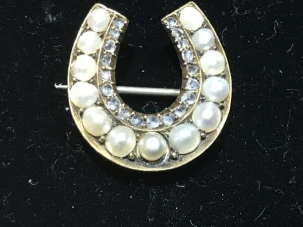 Diamonds & Pearls Good luck horseshoes brooch Antique Jewellery 7