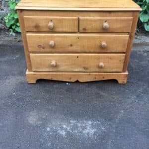 Pine Chest Of Drawers Antique Furniture