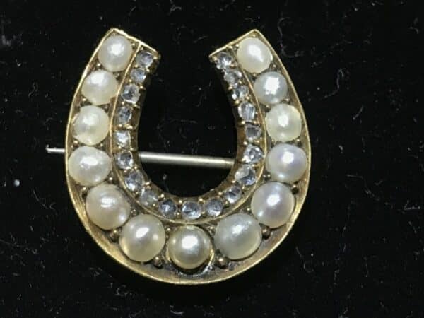 Diamonds & Pearls Good luck horseshoes brooch Antique Jewellery 3
