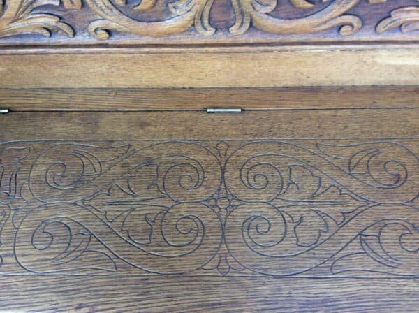 Small Arts and Crafts Oak Box Settle - Image 3
