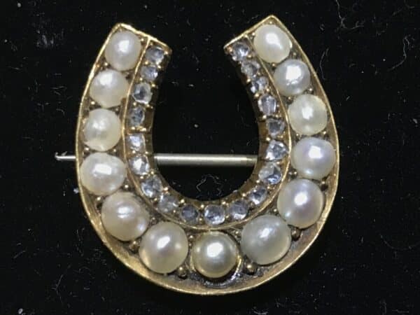 Diamonds & Pearls Good luck horseshoes brooch Antique Jewellery 6