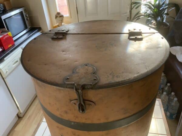 Toleware Flour tin container - Image 13