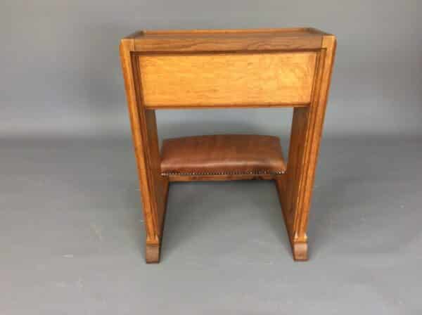 Robert 'Mouseman' Thompson Oak Prayer Desk - Image 5