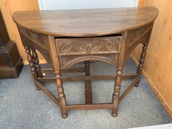 Credence table 1750’s oak peg jointed Antique Furniture 3