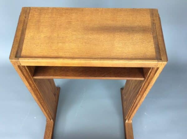 Robert 'Mouseman' Thompson Oak Prayer Desk - Image 3