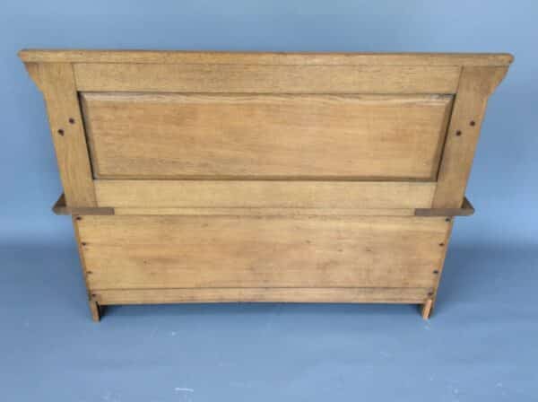 Small Arts and Crafts Oak Box Settle - Image 7