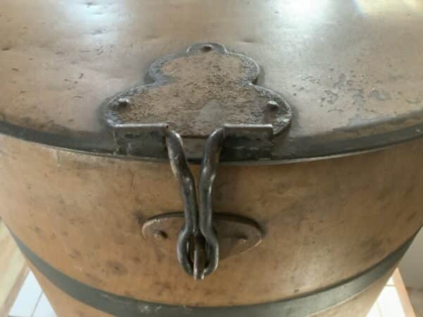 Toleware Flour tin container - Image 17