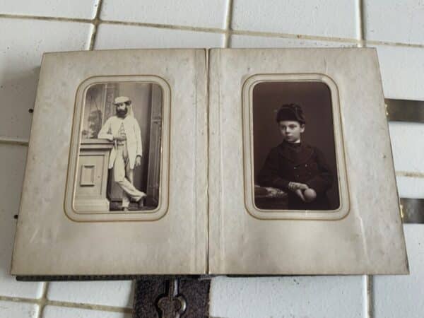 Abraham Lincoln’s English side of Family’s Album Antique Collectibles 11
