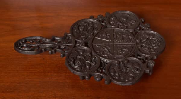 Cast Iron Trivet / Pot Stand SAI2670 - Image 2