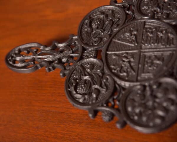 Cast Iron Trivet / Pot Stand SAI2670 - Image 3