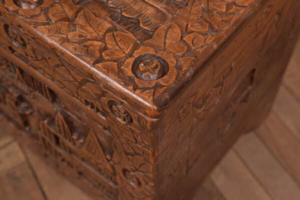 Chinese Camphor Wood Storage / Blanket Box SAI2671 - Image 2