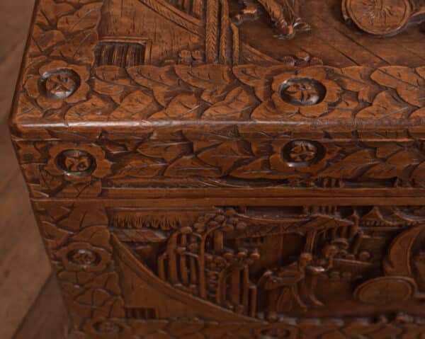 Chinese Camphor Wood Storage / Blanket Box SAI2671 - Image 5