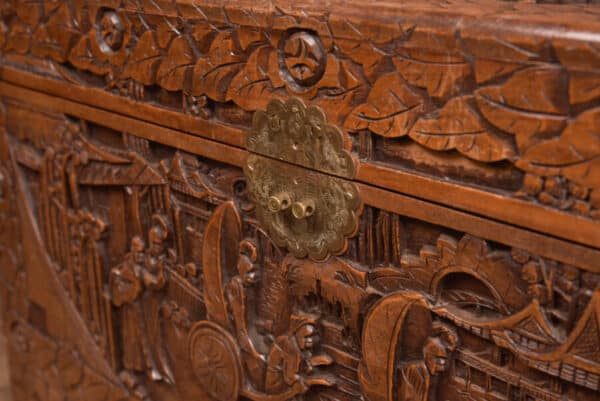 Chinese Camphor Wood Storage / Blanket Box SAI2671 - Image 6