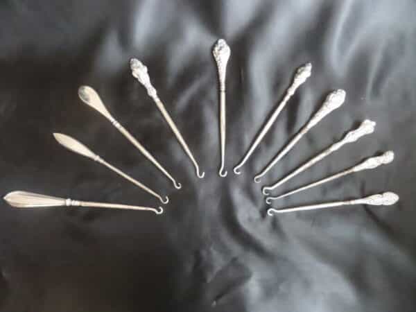 A COLLECTION OF VICTORIAN BUTTON HOOKS (many Silver Hallmarked) Antique Collectibles 3
