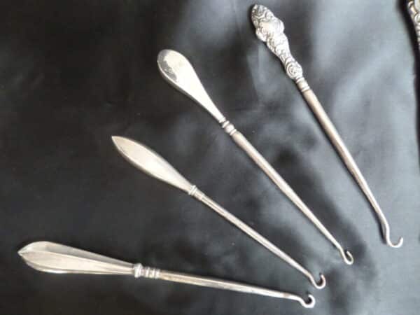 A COLLECTION OF VICTORIAN BUTTON HOOKS (many Silver Hallmarked) Antique Collectibles 5