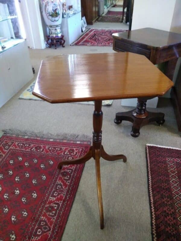 Tripod Mahogany Table Mahogany Table Miscellaneous 6