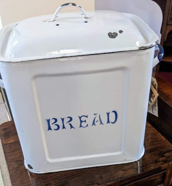 Enamelled Bread Bin