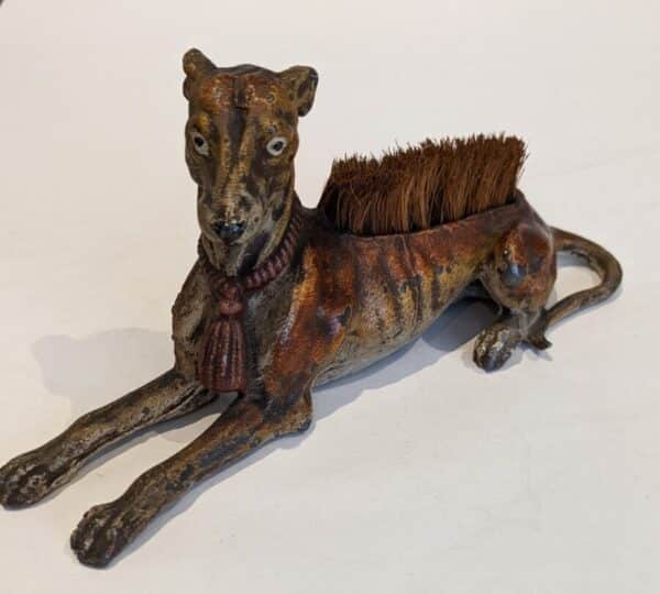 Greyhound Pen Wipe