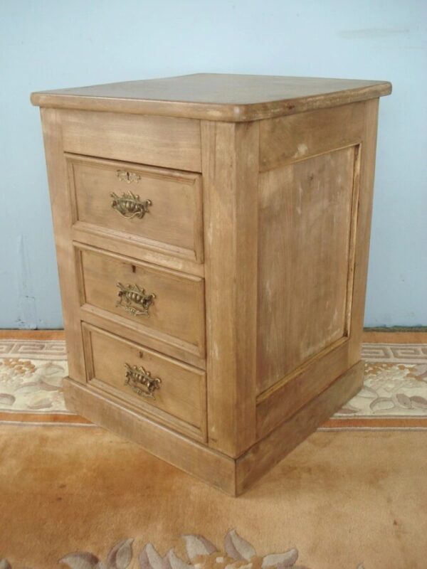 Three Drawer Hardwood 19th Century Chest with an Elm top Antique Chest Of Drawers 4