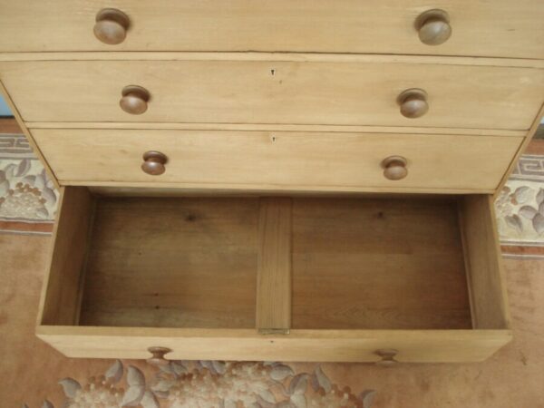 Magnificent Two Over Four Pine Chest. Circa 1880 Antique Chest Of Drawers 7