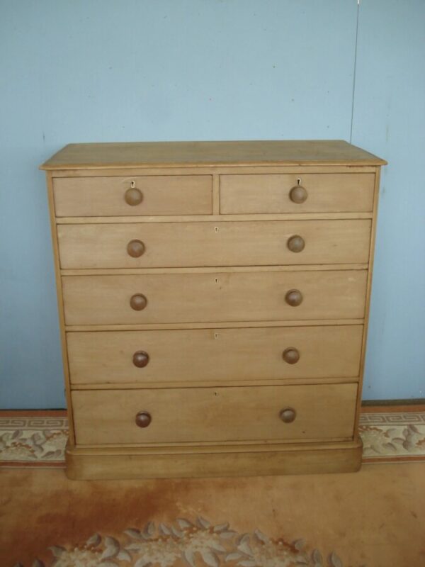 Magnificent Two Over Four Pine Chest. Circa 1880 Antique Chest Of Drawers 3