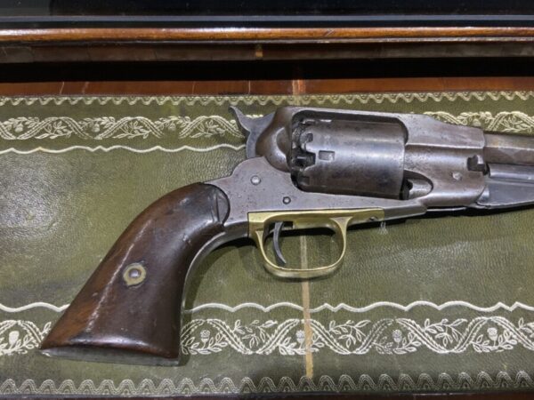 Remington .44 revolver New Model 1850’s Antique Guns, Swords & Knives 4