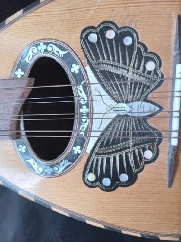 AN ITALIAN MANDOLIN. Fully Strung--Nice Tone. - Image 4