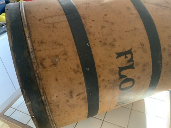 Downton Abbey’s Kitchen quality, Toleware Flour bin - Image 23