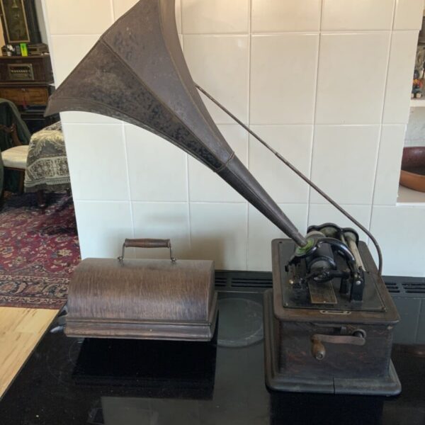 Phonograph Standard Edison with Crane & Witches Horn
