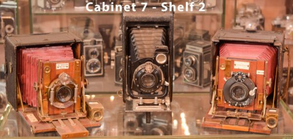 Exceptionally Rare Private Collection of 402 Vintage Cameras - Image 16
