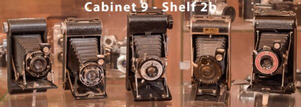 Exceptionally Rare Private Collection of 402 Vintage Cameras - Image 32