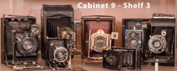 Exceptionally Rare Private Collection of 402 Vintage Cameras - Image 34