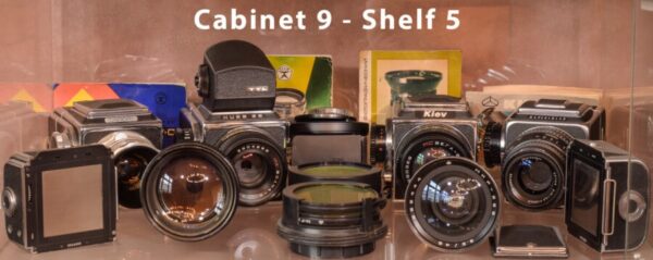 Exceptionally Rare Private Collection of 402 Vintage Cameras - Image 36