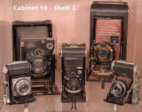 Exceptionally Rare Private Collection of 402 Vintage Cameras - Image 41
