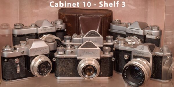 Exceptionally Rare Private Collection of 402 Vintage Cameras - Image 42