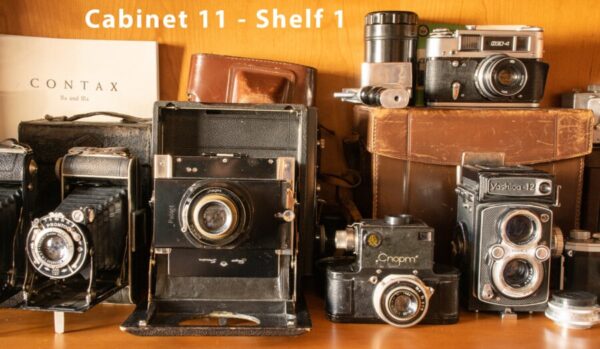 Exceptionally Rare Private Collection of 402 Vintage Cameras - Image 53