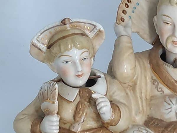 Chinese Figures Nodding Heads - Image 3