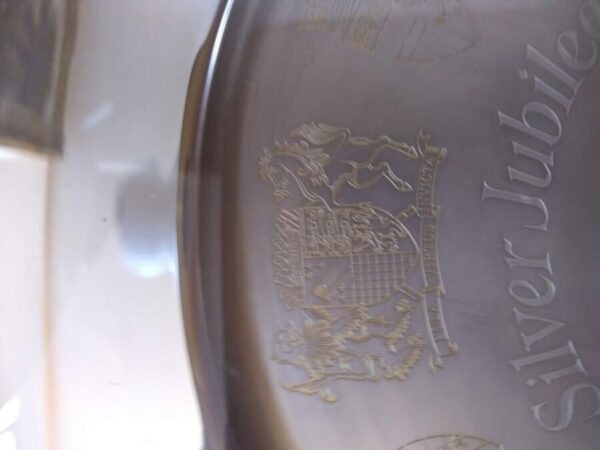 College of Arms Queen Silver Jubilee Plaque plaque Miscellaneous 5