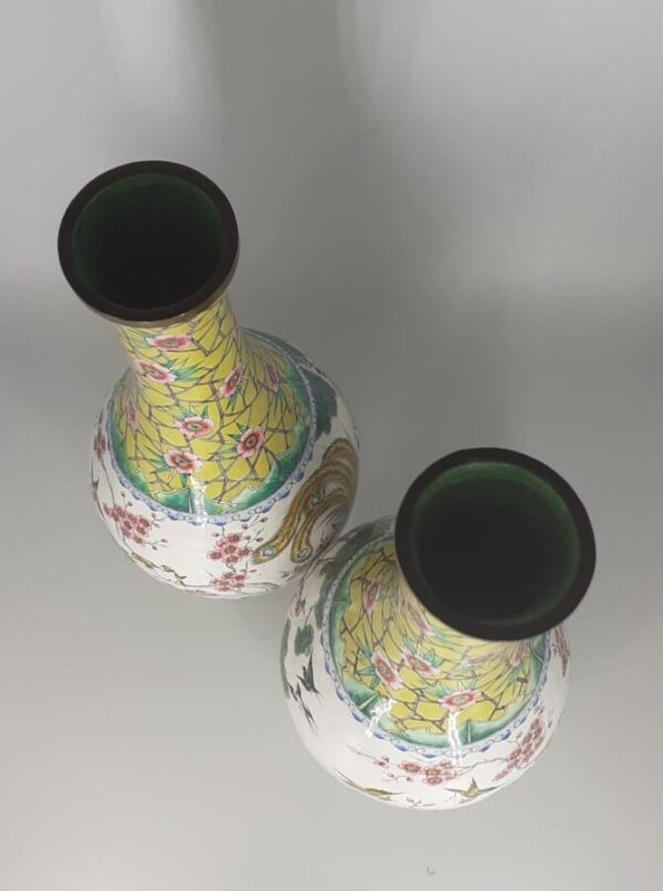 Chinese Vases pair of chinese vases Antique Ceramics 6