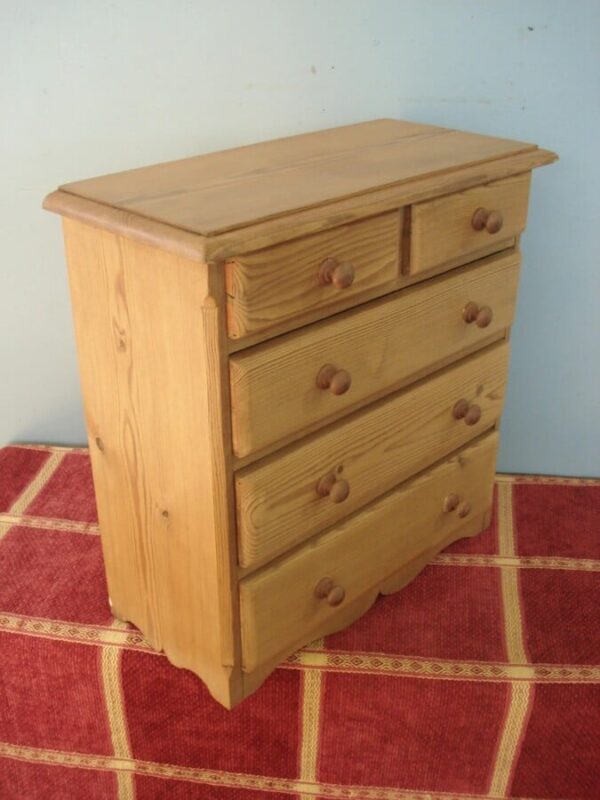 Apprentice Chest – 19th Century & Almost Immaculate. Antique Chest Of Drawers 4