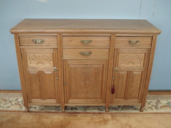 Edwardian Sideboard – Four Drawers and Three Doors Antique Dressers 3