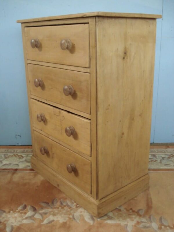 Narrow 19th Century Graduated Four Drawer Chest Antique Chest Of Drawers 6