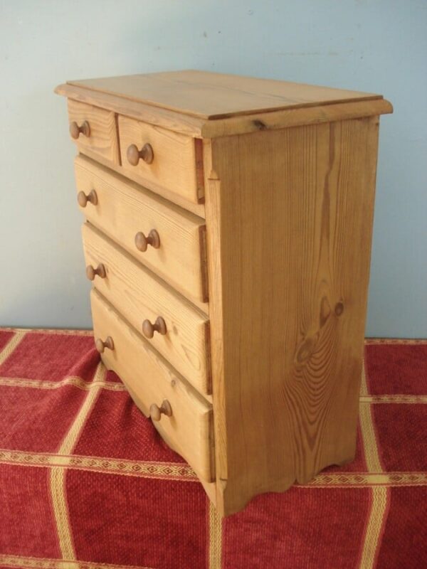 Apprentice Chest – 19th Century & Almost Immaculate. Antique Chest Of Drawers 7